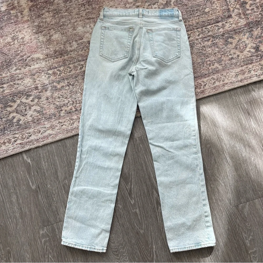 Abercrombie & Fitch Straight Mid Rise Jean